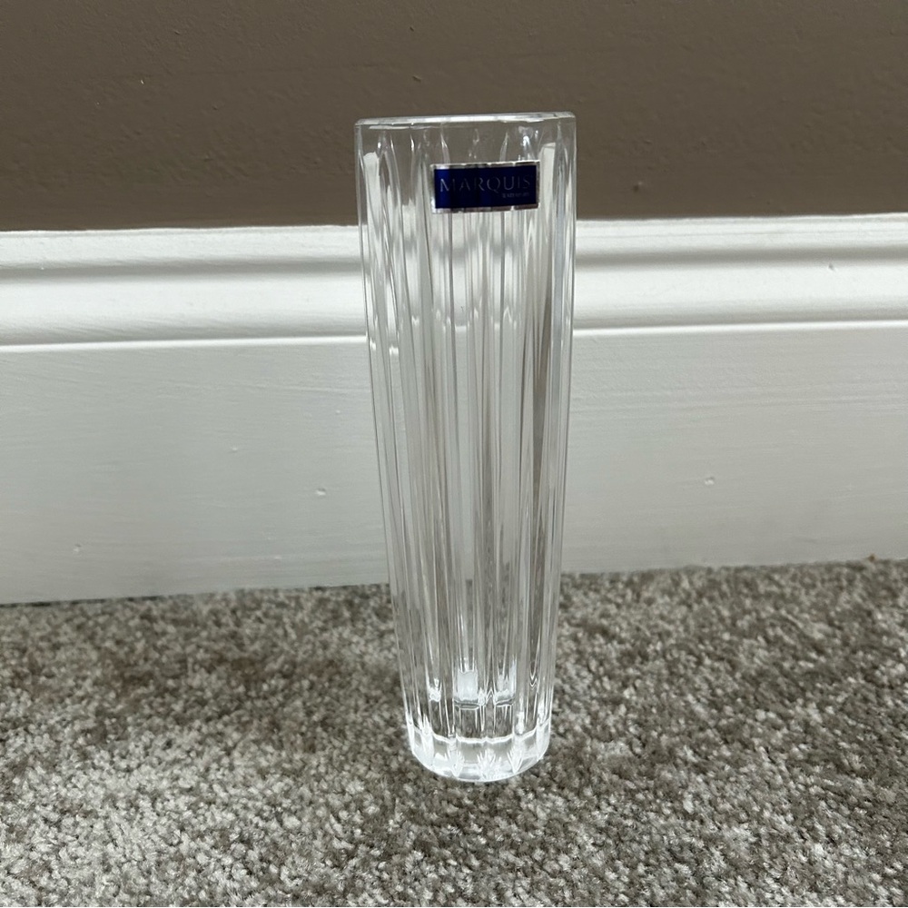 NIB Marquis by Waterford Crystal Bezel 7in Bud Vase - Picture 8 of 12